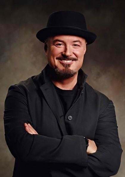 Максим Леонидов